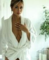 Dalila +971586852676